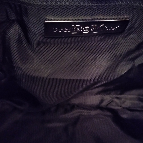 Purses - Picture 5 of 6